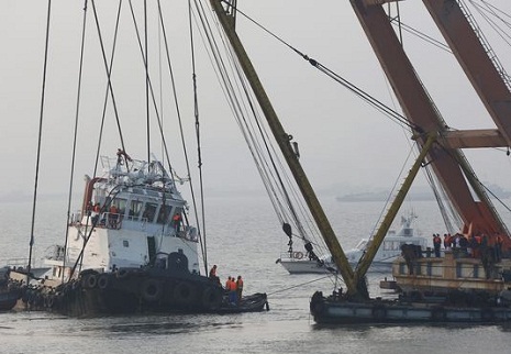 21 confirmed dead in tugboat capsizing in eastern China